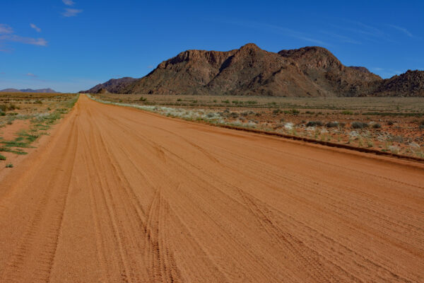 Piste D707 en Namibie
